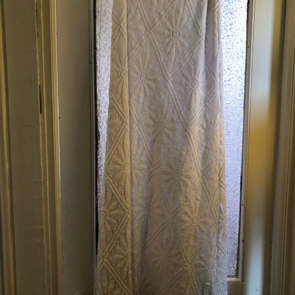 Lilly Pulitzer White Skirt and Crop Top - Picture 4 of 6